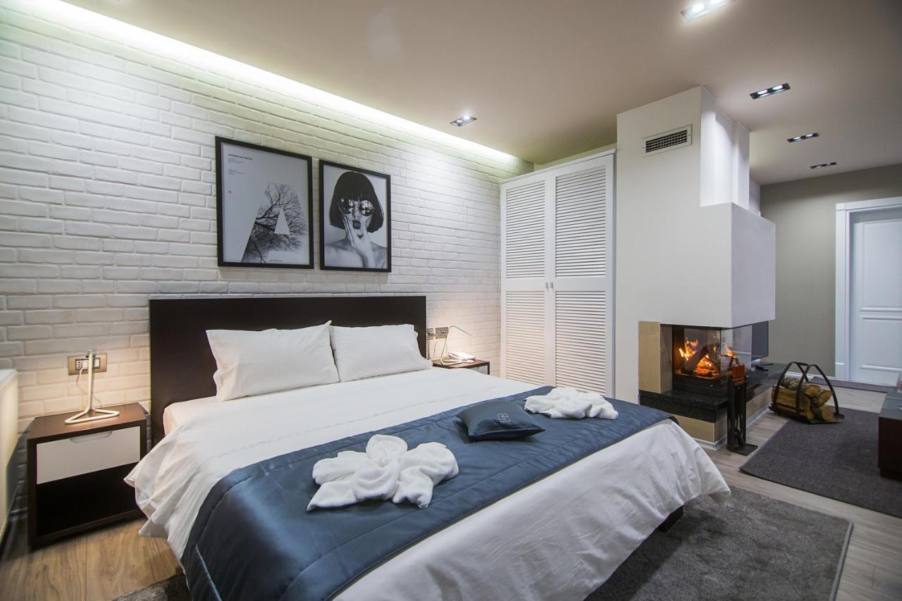 קורצ'ה Hotel Regal מראה חיצוני תמונה