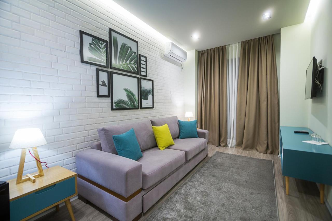 קורצ'ה Hotel Regal מראה חיצוני תמונה